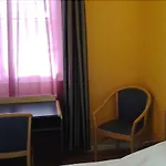 Modern'hotel - Centre - Sncf Hotel 2*