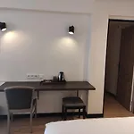 Modern'hotel - Centre - Sncf Hotel Valenciennes