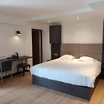 Modern'hotel - Centre - Sncf Hotel 2*