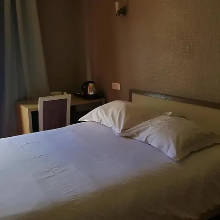 Modern'hotel - Centre - Gare Sncf