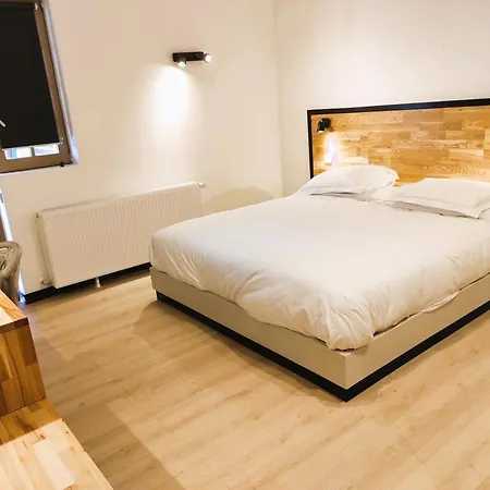 Modern'hotel Hotell Valenciennes