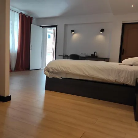 Hotell Modern'hotel - Centre - Gare Sncf 2*