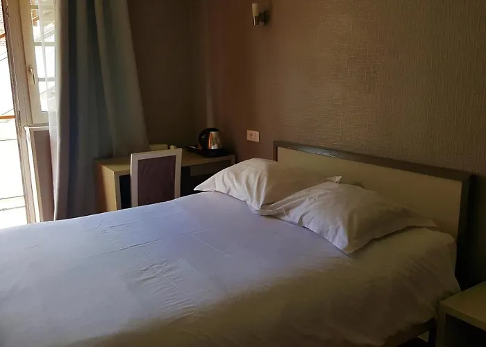 Modern'hotel - Centre - Sncf