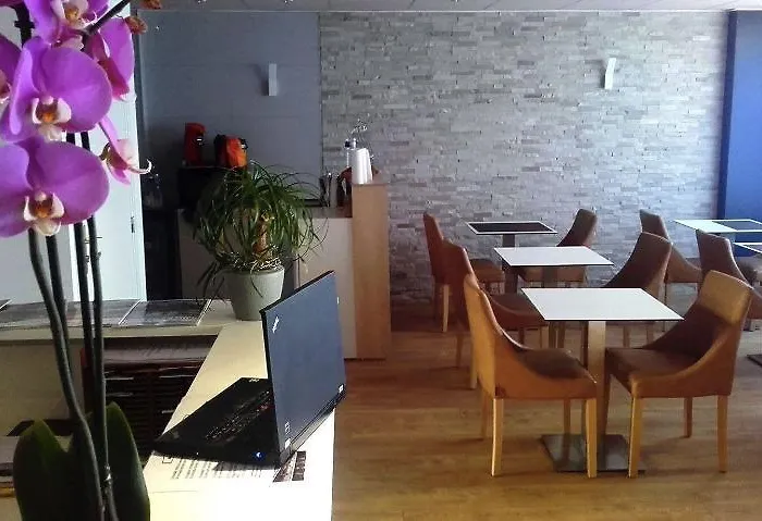 Hotel Modern'hotel - Centre - Sncf