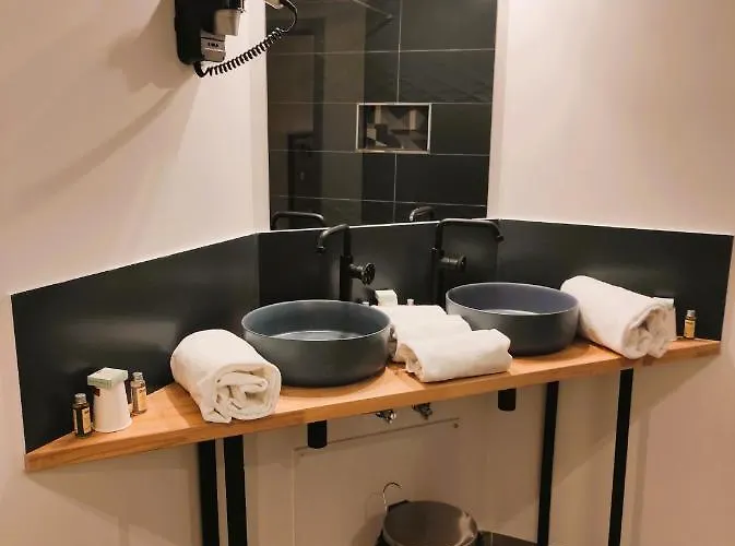 Modern'hotel - Centre - Sncf 2* Valenciennes